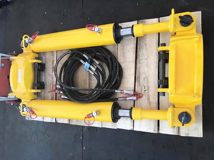 YLS-900型(xing)液壓拉伸(shen)機