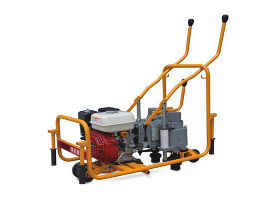 NLB-600型内燃(ran)螺栓扳手(shou)-内燃扳手(shou)