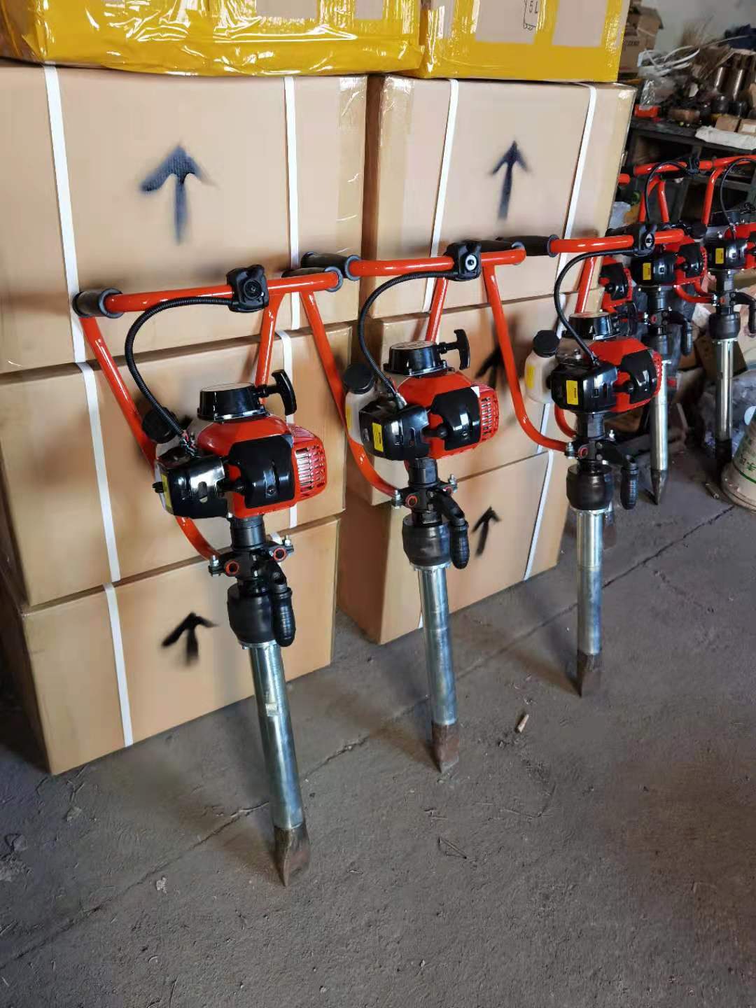 ND-4型手提式(shi)内燃搗固(gù)鎬