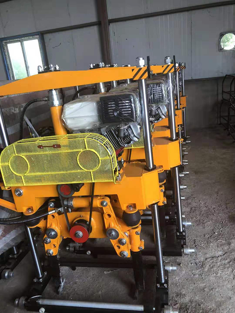 YD-22型液(ye)壓線路搗(dao)固機