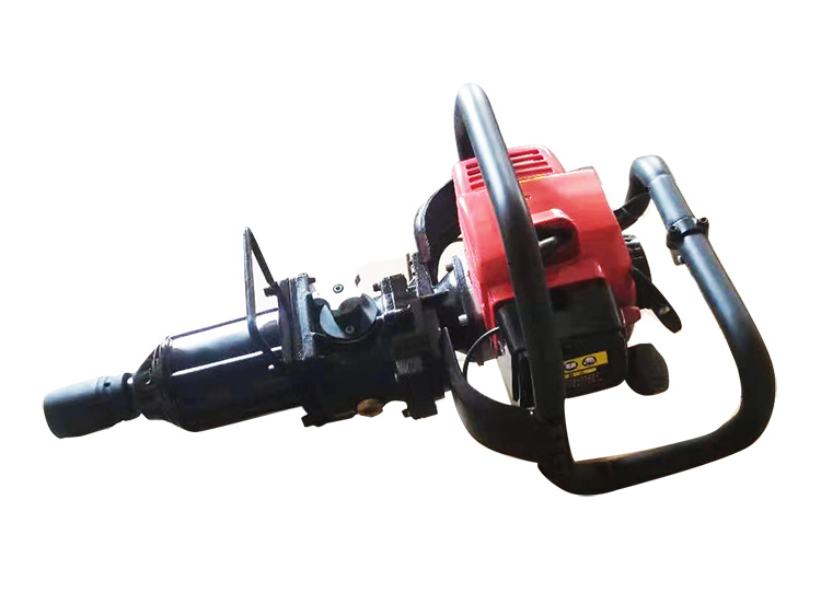NLB-550型手(shou)提式内(nèi)燃螺栓(shuān)扳手