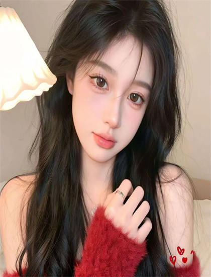 《梦续情缘2》色彩运用解析：色调选择与情绪表达分析